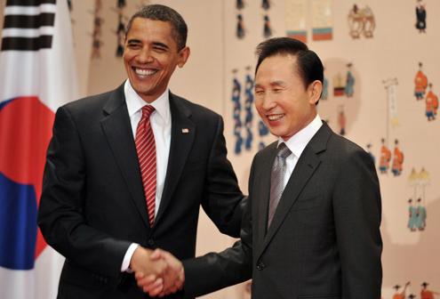 ObamaLeeMyungbak Obama with Lee Myung bak