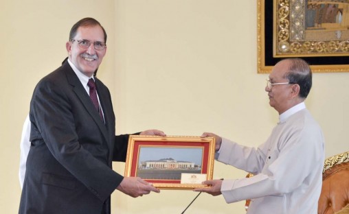 Meeting with Burma's President U Thein Sein