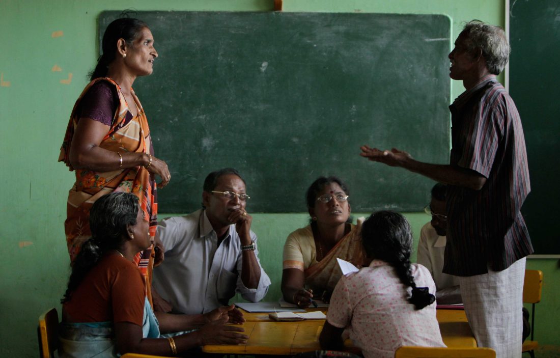 By the end of 2011, the Government of Sri Lanka had successfully established mediation boards covering all 33 DSDs in the five districts in the Northern Province. Here, mediators help resolve a dispute. 